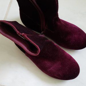Art Class, US size 1, burgundy zip boots